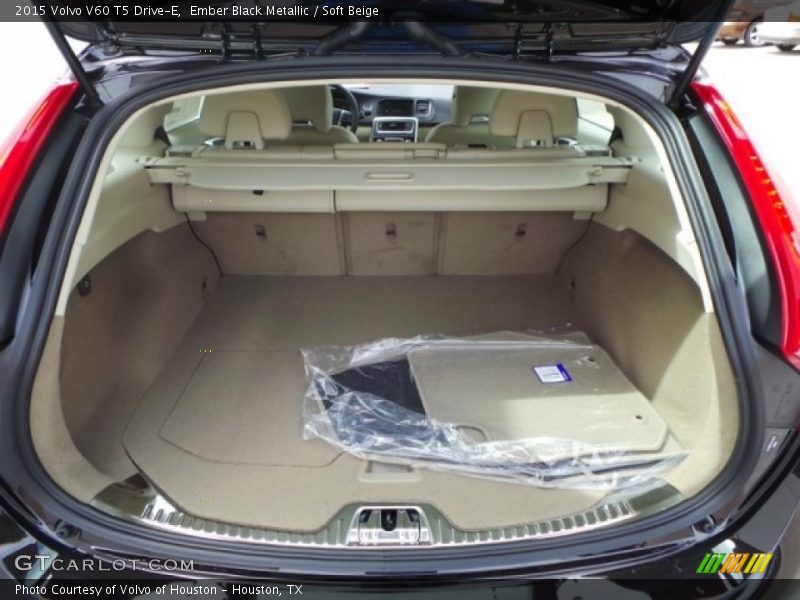 Ember Black Metallic / Soft Beige 2015 Volvo V60 T5 Drive-E