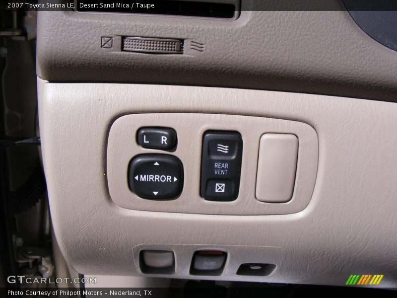 Desert Sand Mica / Taupe 2007 Toyota Sienna LE