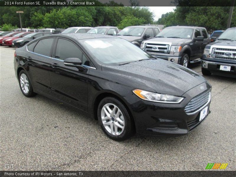 Tuxedo Black / Charcoal Black 2014 Ford Fusion SE