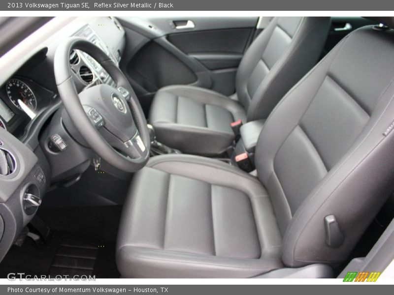 Reflex Silver Metallic / Black 2013 Volkswagen Tiguan SE