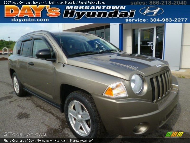 Light Khaki Metallic / Pastel Pebble Beige 2007 Jeep Compass Sport 4x4