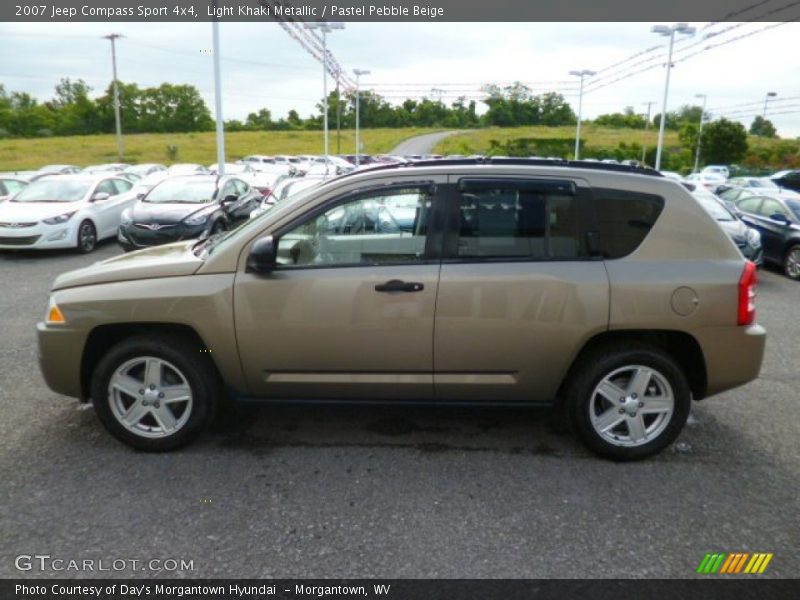 Light Khaki Metallic / Pastel Pebble Beige 2007 Jeep Compass Sport 4x4