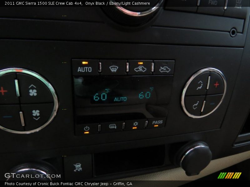 Onyx Black / Ebony/Light Cashmere 2011 GMC Sierra 1500 SLE Crew Cab 4x4
