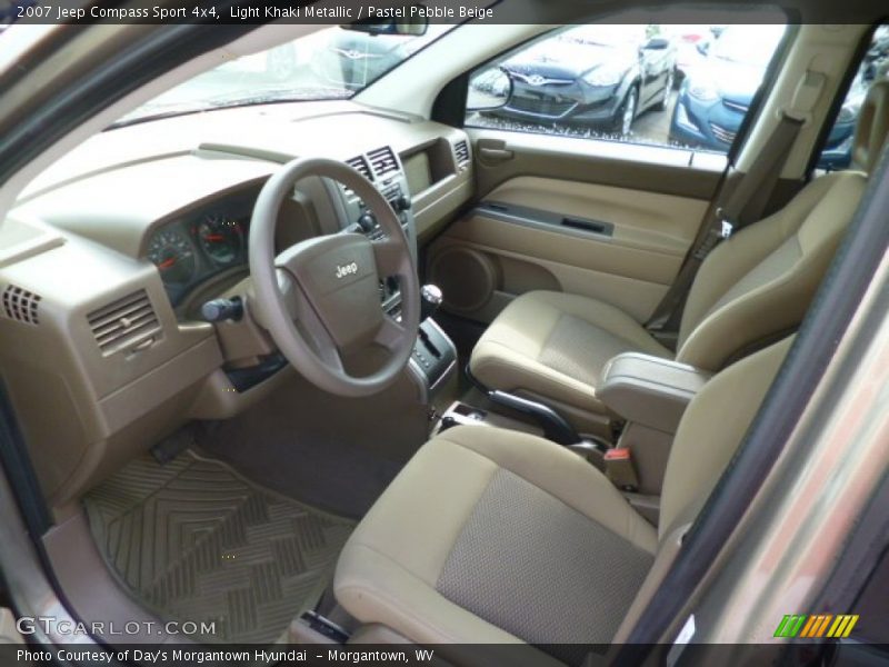 Light Khaki Metallic / Pastel Pebble Beige 2007 Jeep Compass Sport 4x4