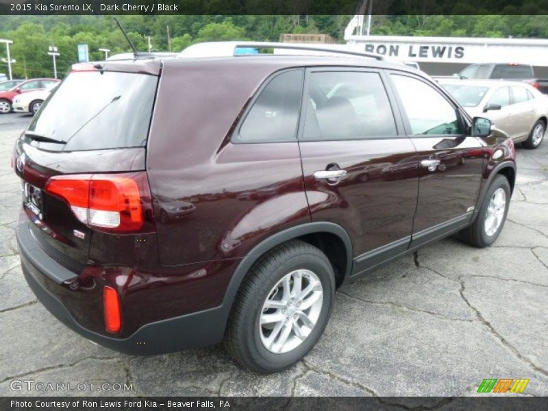 Dark Cherry / Black 2015 Kia Sorento LX
