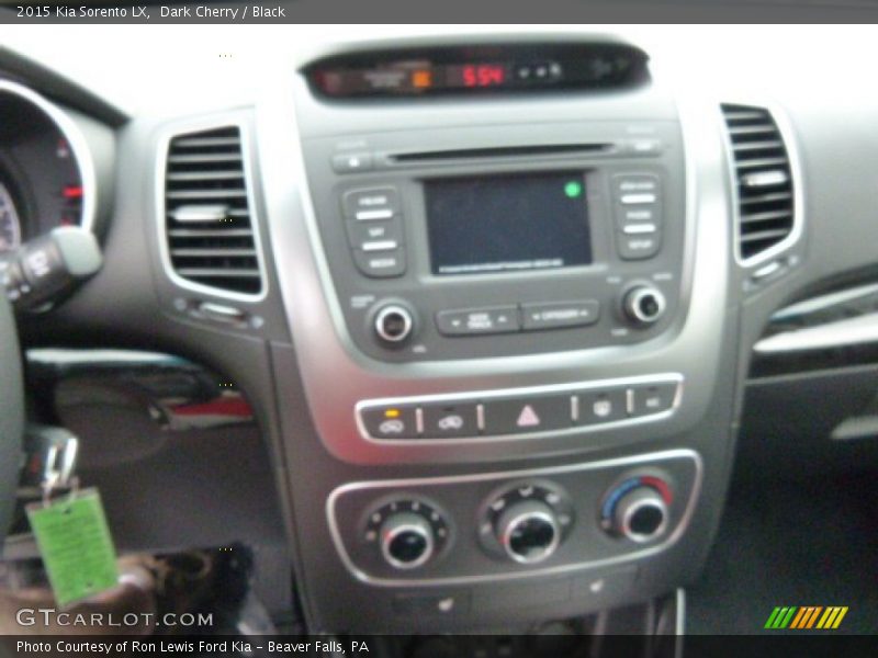 Dark Cherry / Black 2015 Kia Sorento LX