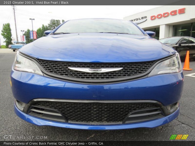 Vivid Blue Pearl / Black 2015 Chrysler 200 S