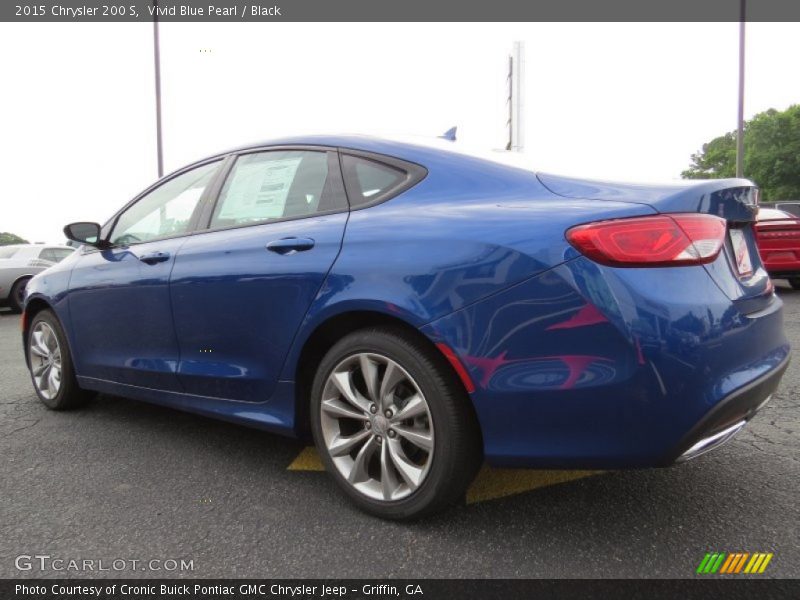 Vivid Blue Pearl / Black 2015 Chrysler 200 S