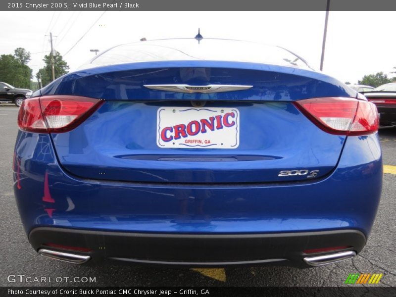 Vivid Blue Pearl / Black 2015 Chrysler 200 S