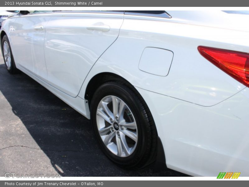 Shimmering White / Camel 2013 Hyundai Sonata GLS