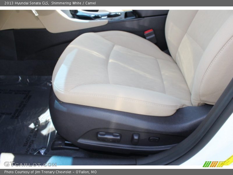 Shimmering White / Camel 2013 Hyundai Sonata GLS