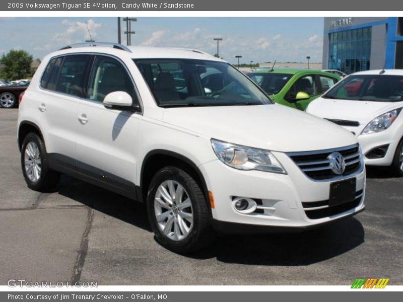 Candy White / Sandstone 2009 Volkswagen Tiguan SE 4Motion