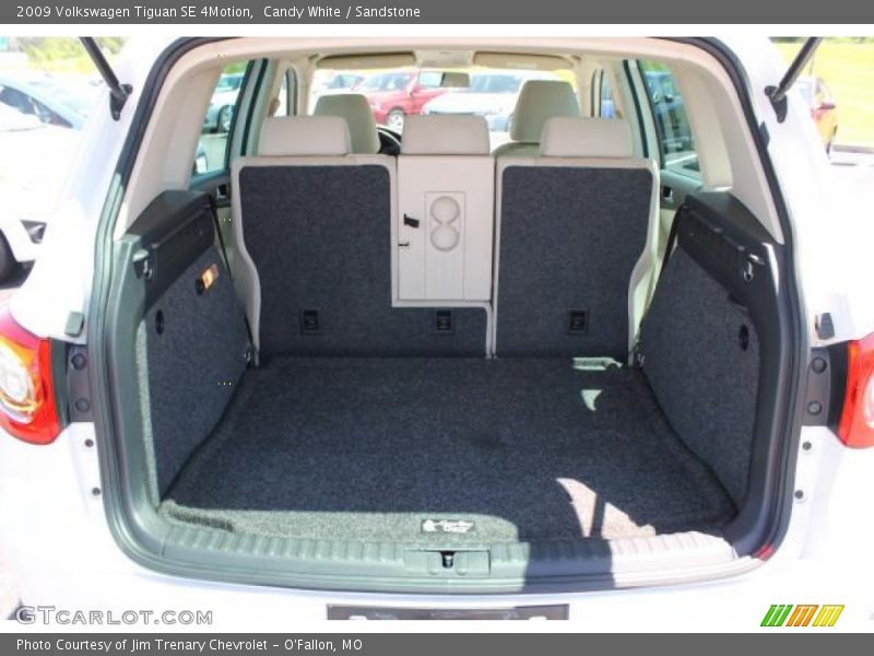 Candy White / Sandstone 2009 Volkswagen Tiguan SE 4Motion