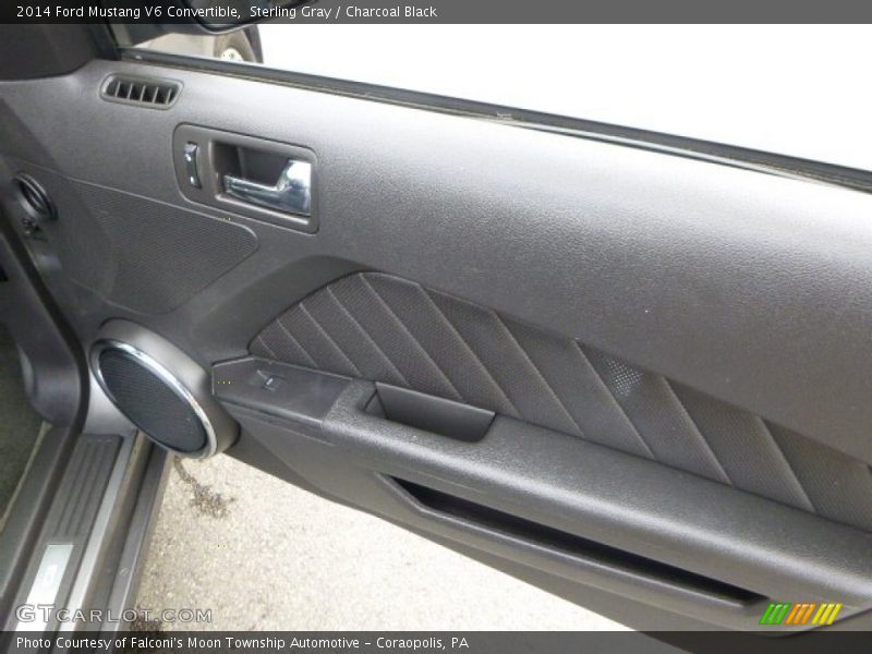 Sterling Gray / Charcoal Black 2014 Ford Mustang V6 Convertible