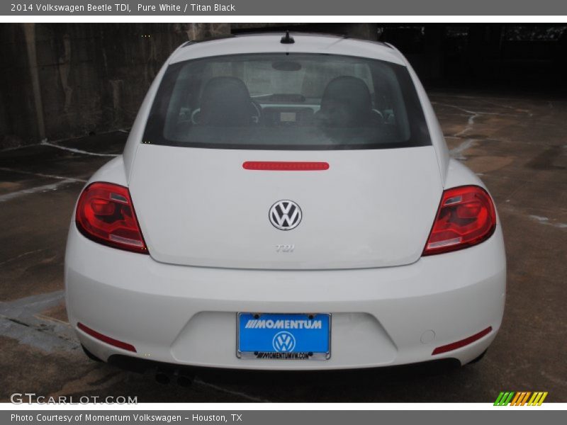 Pure White / Titan Black 2014 Volkswagen Beetle TDI