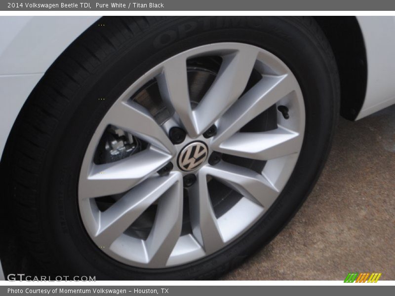 Pure White / Titan Black 2014 Volkswagen Beetle TDI