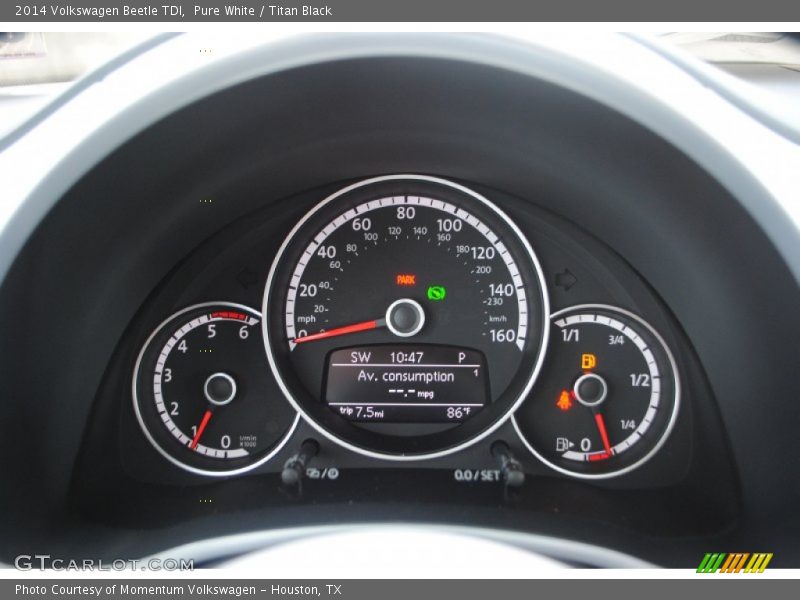 Pure White / Titan Black 2014 Volkswagen Beetle TDI