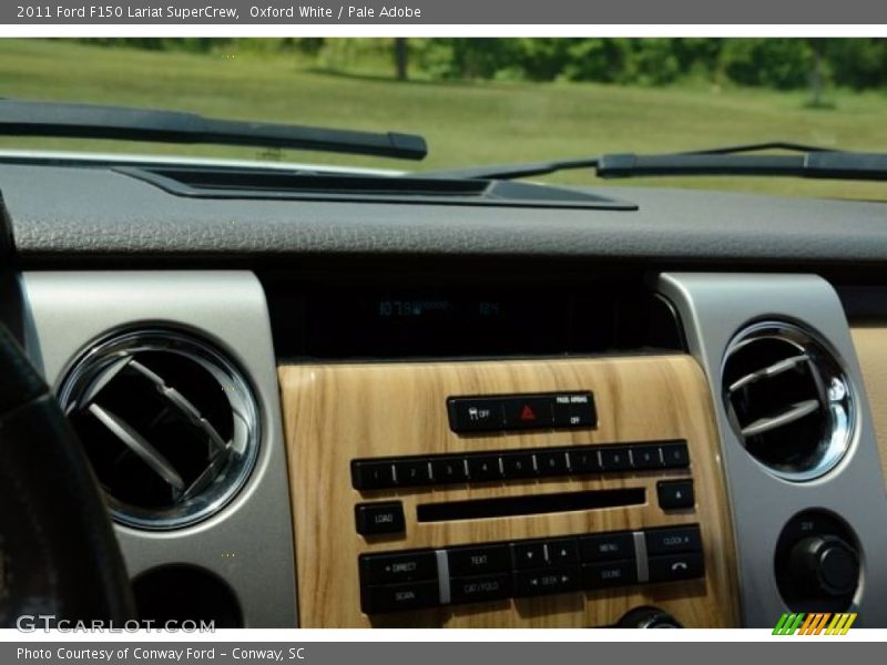 Oxford White / Pale Adobe 2011 Ford F150 Lariat SuperCrew