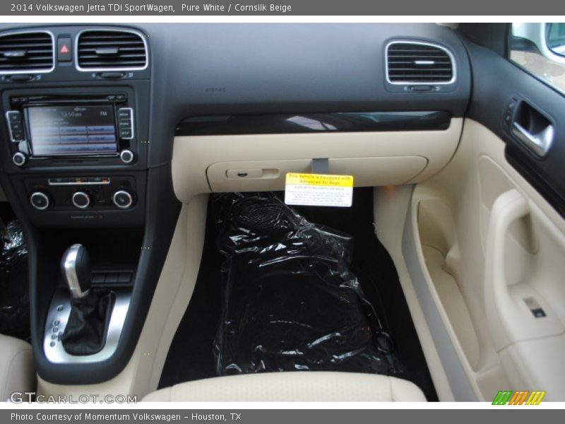 Pure White / Cornsilk Beige 2014 Volkswagen Jetta TDI SportWagen