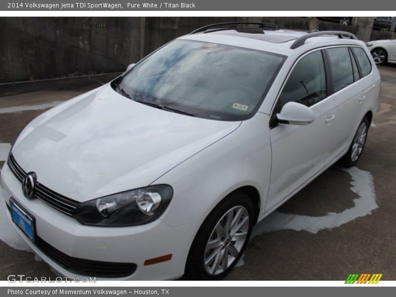 Pure White / Titan Black 2014 Volkswagen Jetta TDI SportWagen