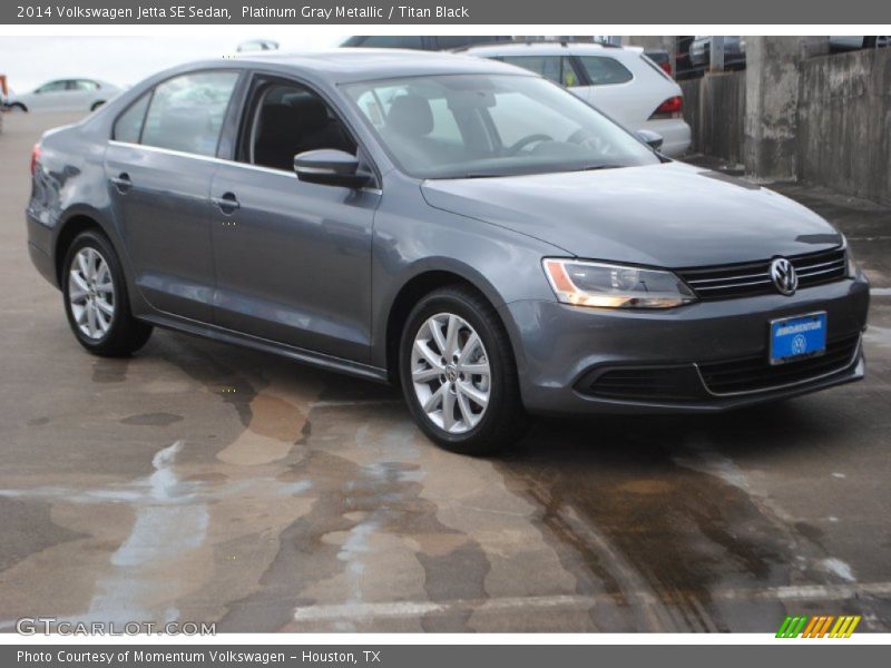 Platinum Gray Metallic / Titan Black 2014 Volkswagen Jetta SE Sedan