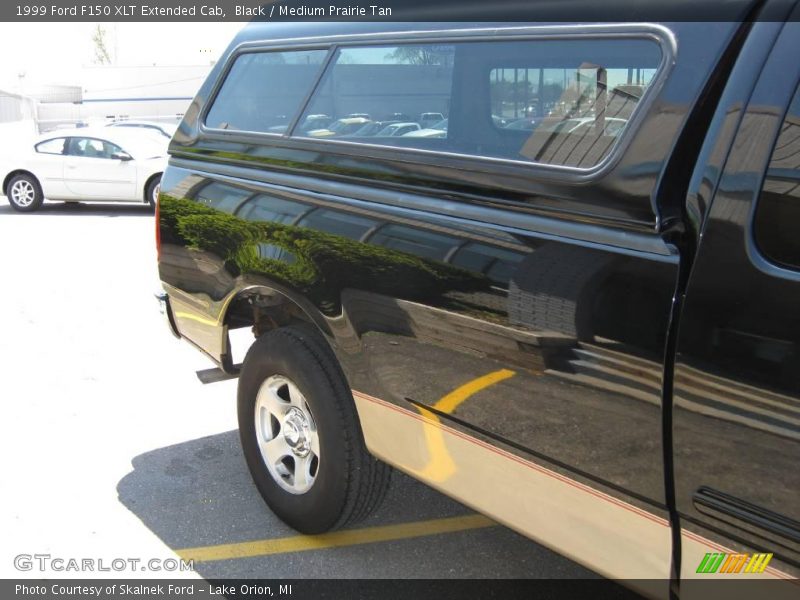 Black / Medium Prairie Tan 1999 Ford F150 XLT Extended Cab