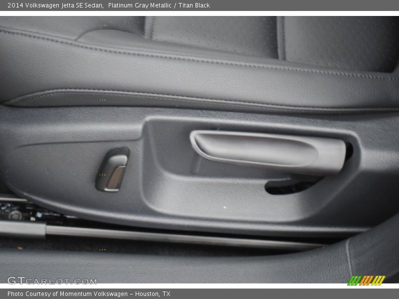 Platinum Gray Metallic / Titan Black 2014 Volkswagen Jetta SE Sedan