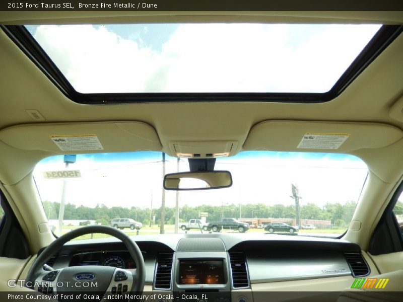 Sunroof of 2015 Taurus SEL