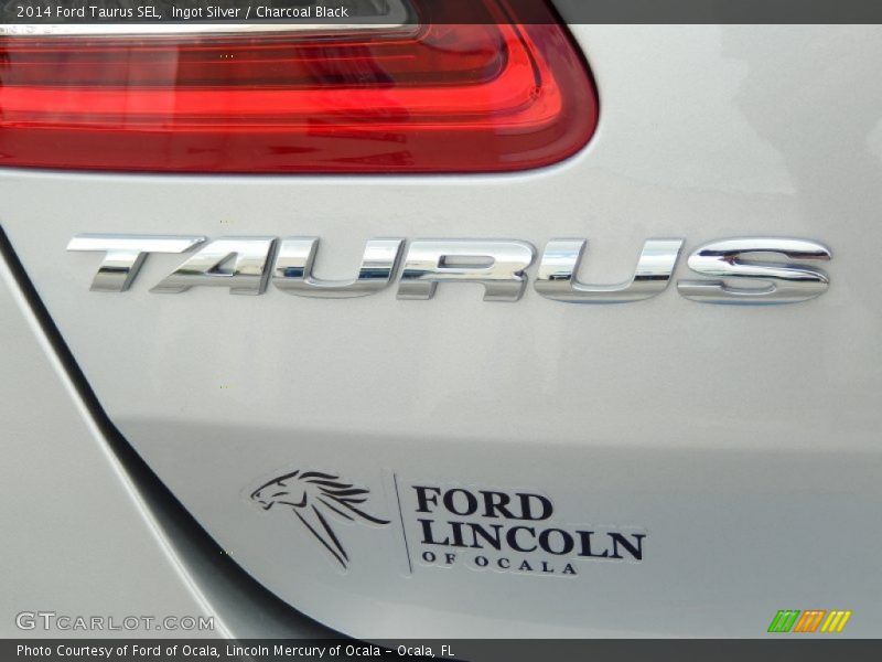 Ingot Silver / Charcoal Black 2014 Ford Taurus SEL