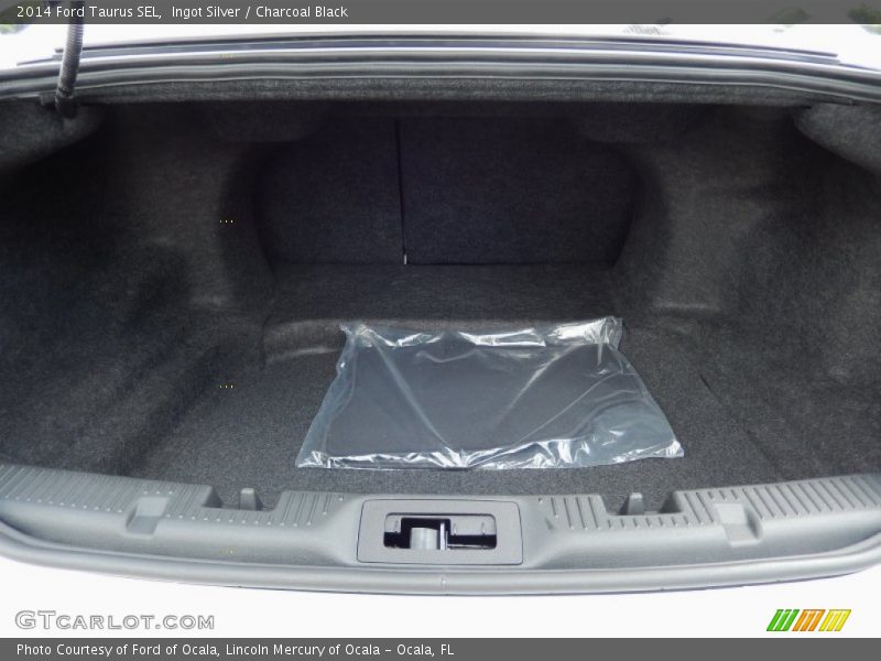 Ingot Silver / Charcoal Black 2014 Ford Taurus SEL