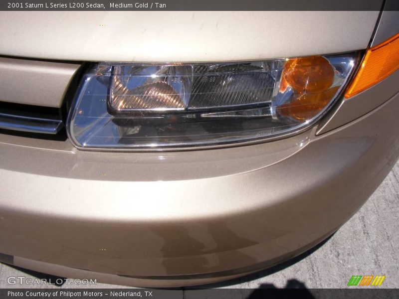 Medium Gold / Tan 2001 Saturn L Series L200 Sedan