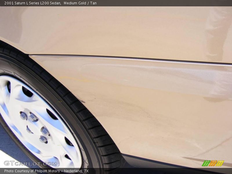Medium Gold / Tan 2001 Saturn L Series L200 Sedan