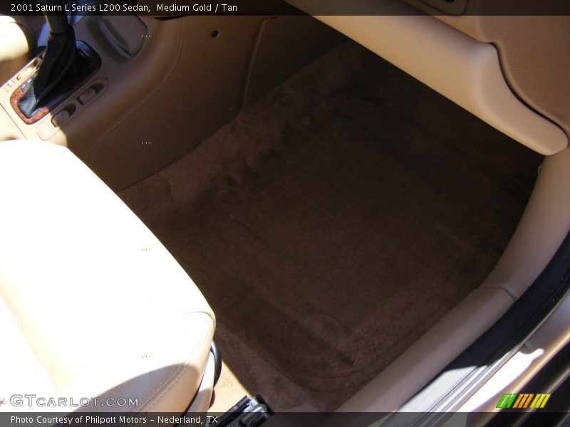Medium Gold / Tan 2001 Saturn L Series L200 Sedan