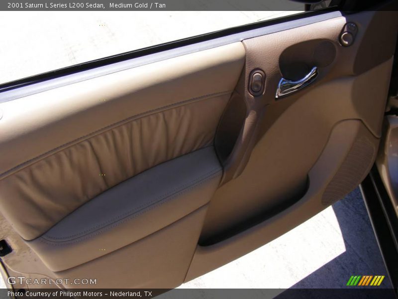 Medium Gold / Tan 2001 Saturn L Series L200 Sedan