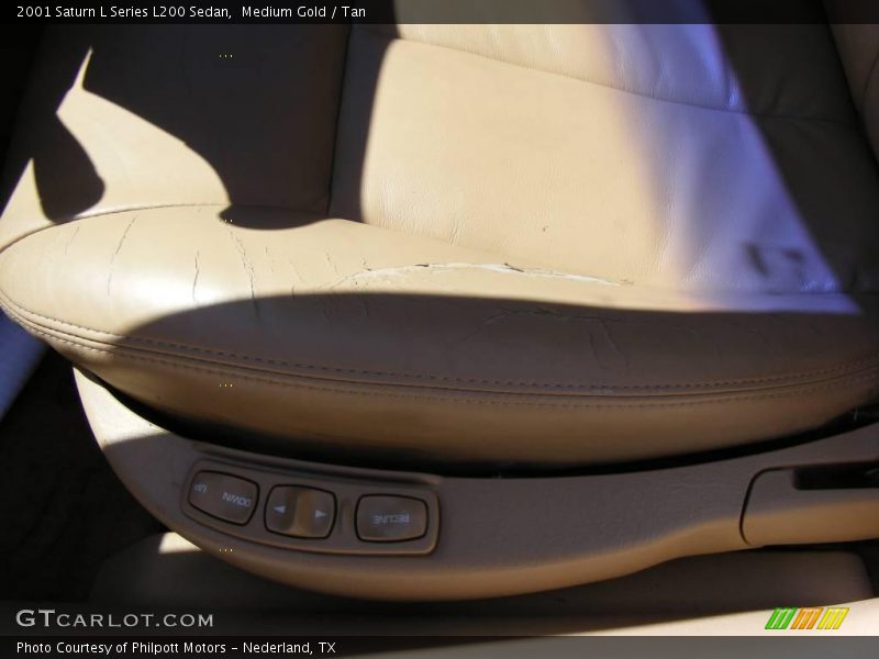Medium Gold / Tan 2001 Saturn L Series L200 Sedan