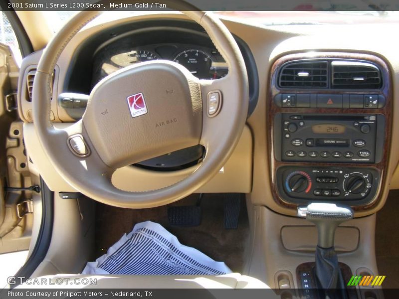 Medium Gold / Tan 2001 Saturn L Series L200 Sedan