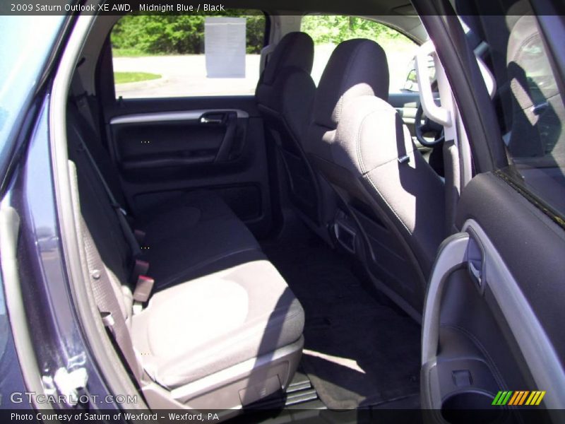 Midnight Blue / Black 2009 Saturn Outlook XE AWD