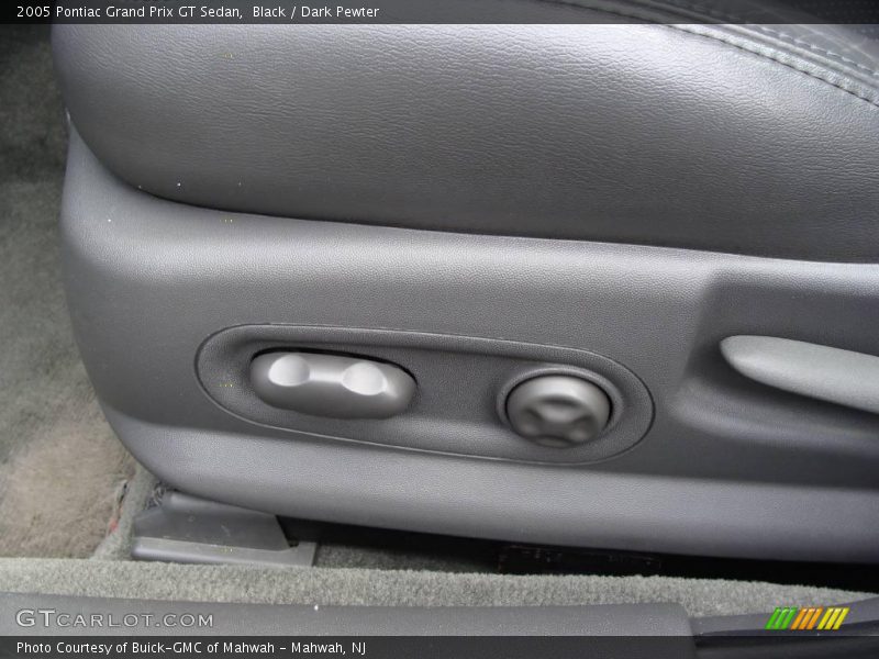 Black / Dark Pewter 2005 Pontiac Grand Prix GT Sedan