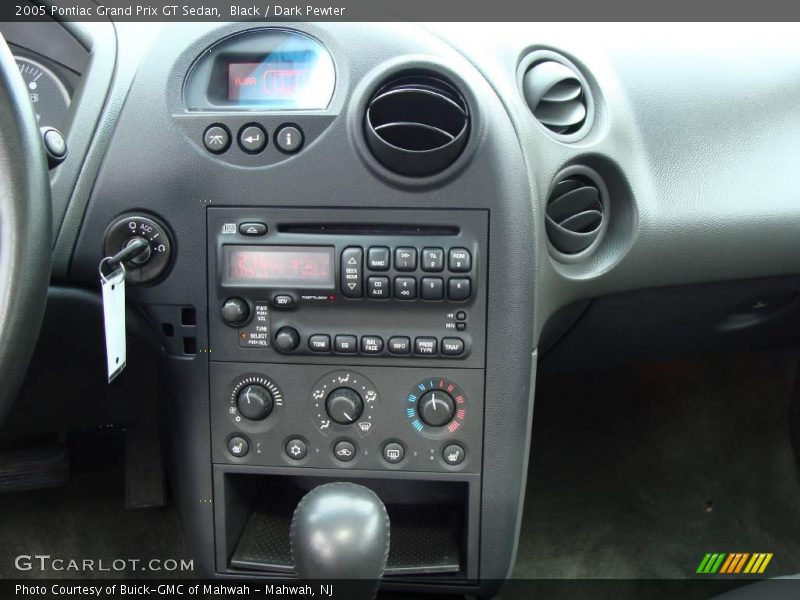 Black / Dark Pewter 2005 Pontiac Grand Prix GT Sedan