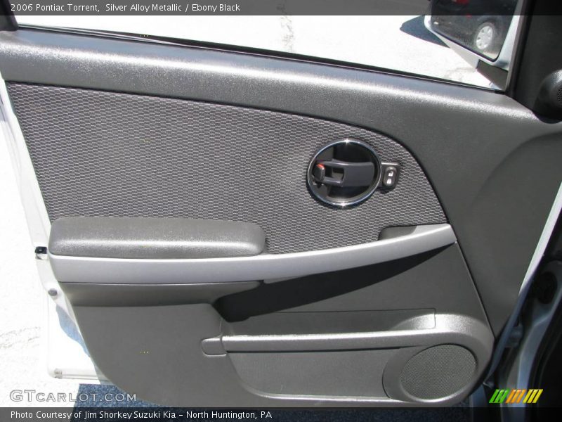 Silver Alloy Metallic / Ebony Black 2006 Pontiac Torrent