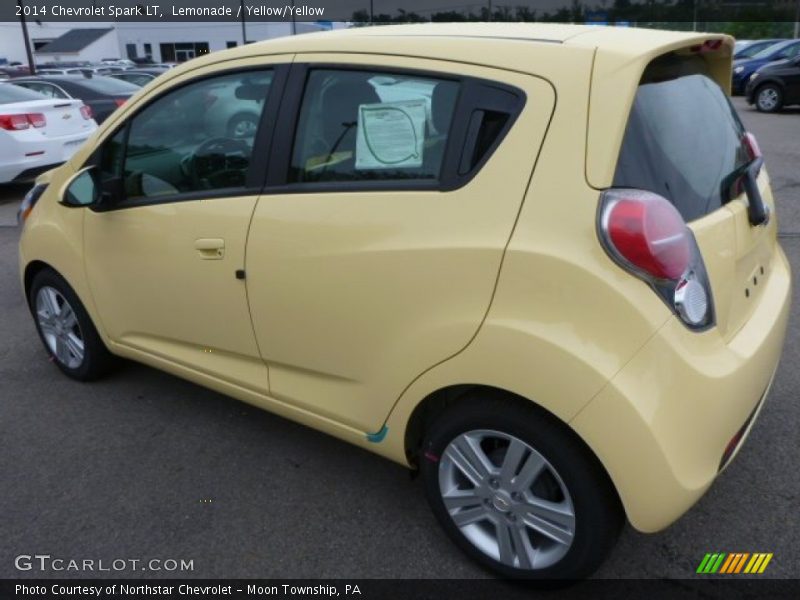 Lemonade / Yellow/Yellow 2014 Chevrolet Spark LT