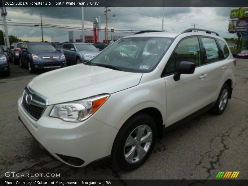 Satin White Pearl / Gray 2015 Subaru Forester 2.5i