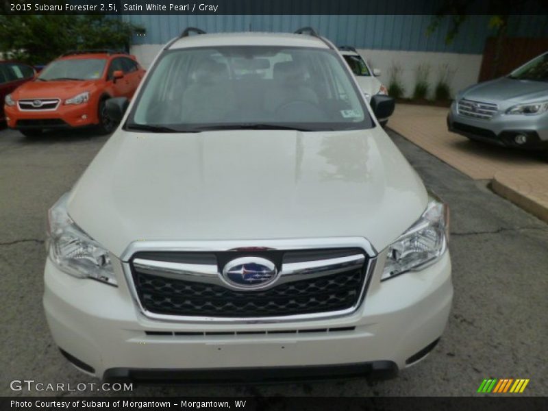 Satin White Pearl / Gray 2015 Subaru Forester 2.5i