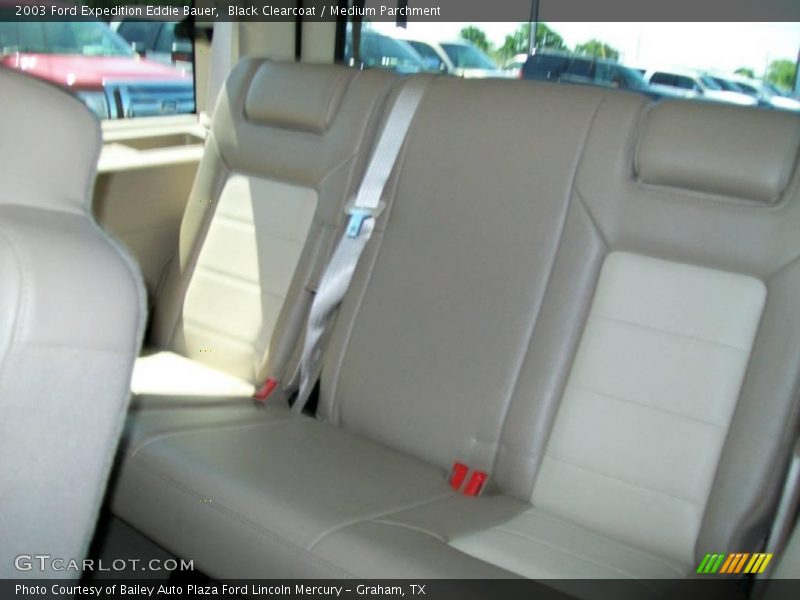Black Clearcoat / Medium Parchment 2003 Ford Expedition Eddie Bauer