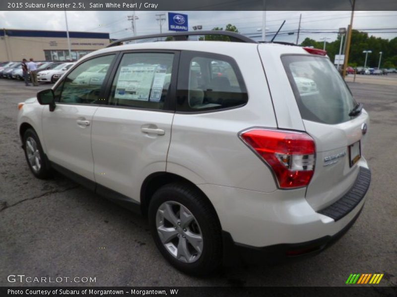 Satin White Pearl / Gray 2015 Subaru Forester 2.5i