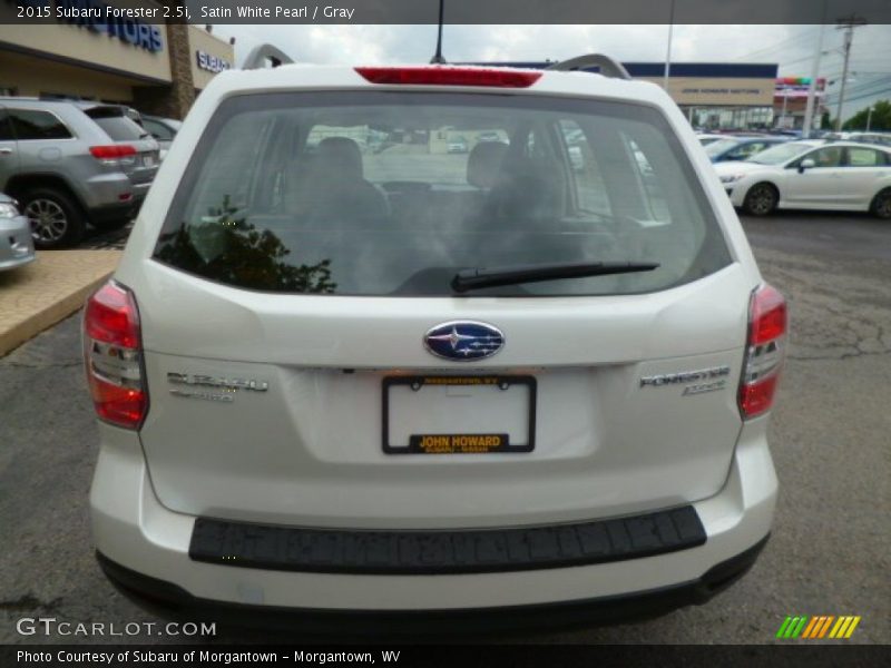 Satin White Pearl / Gray 2015 Subaru Forester 2.5i