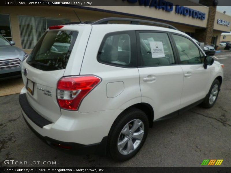 Satin White Pearl / Gray 2015 Subaru Forester 2.5i