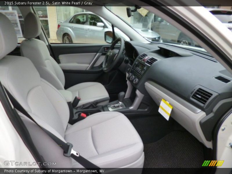 Satin White Pearl / Gray 2015 Subaru Forester 2.5i