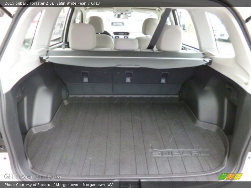 Satin White Pearl / Gray 2015 Subaru Forester 2.5i