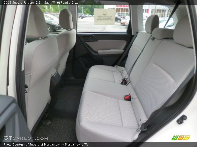 Satin White Pearl / Gray 2015 Subaru Forester 2.5i